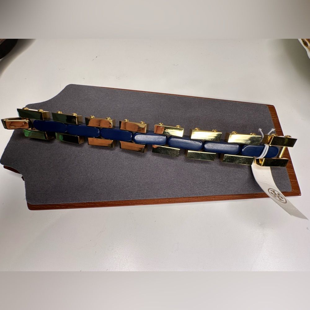 Tory Burch Logo Link Chunky Bangle Bracelet Blue Gold Enamel Chain NWT MSRP $299 - Picture 9 of 11
